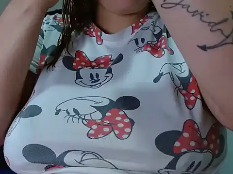 Snapshot of sendy_VeryDirty chatting on 02/23/26, 11:13 sendy VeryDirty online show from 02/23/26, 11:13