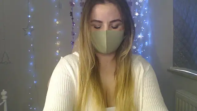 Snapshot of Avelina1 chatting on 03/11/26, 10:54 Avelina1 online show from 03/11/26, 10:54