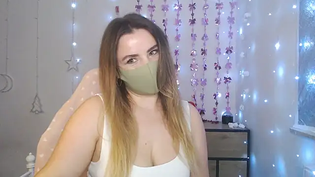 Snapshot of Avelina1 chatting on 04/02/26, 09:18 Avelina1 online show from 04/02/26, 09:18