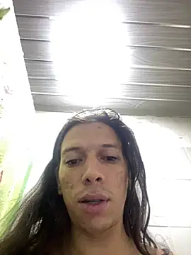 Snapshot of ale-noah chatting on 07/20/26, 02:30 ale-noah online show from 07/20/26, 02:30