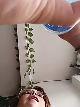 Snapshot of Rouse_24_ chatting on 02/12/26, 10:38 Rouse 24 online show from 02/12/26, 10:38