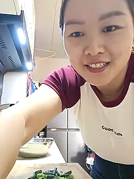 Snapshot of Jennie_dogy chatting on 03/27/26, 12:38 Jennie dogy online show from 03/27/26, 12:38