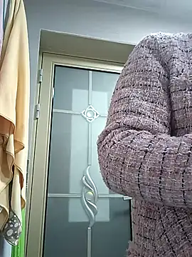 Snapshot of Jennie_dogy chatting on 04/04/26, 11:02 Jennie dogy online show from 04/04/26, 11:02