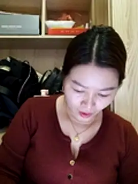 Jennie dogy online show from 05/12/26, 01:14