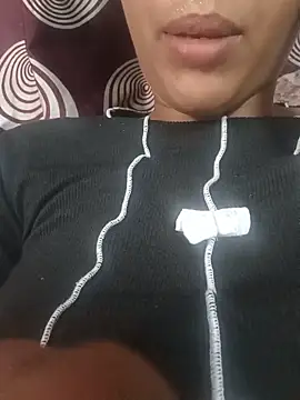 Snapshot of komalsharma99 chatting on 06/10/26, 07:51 komalsharma99 online show from 06/10/26, 07:51