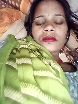 Snapshot of Hot_ree64 chatting on 03/03/26, 03:51 Hot ree64 online show from 03/03/26, 03:51