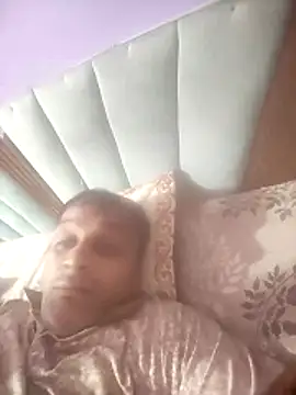 Snapshot of indiandesivillegeboy chatting on 07/02/26, 08:31 indiandesivillegeboy online show from 07/02/26, 08:31