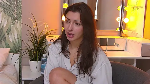 Snapshot of AngelaCox chatting on 02/24/26, 06:33 AngelaCox online show from 02/24/26, 06:33