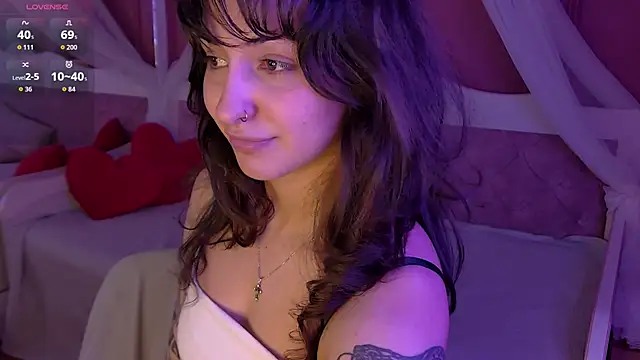 AngelaCox online show from 04/11/26, 07:45