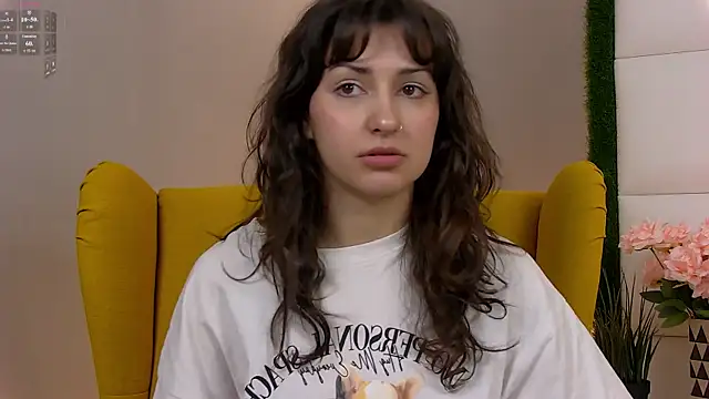 AngelaCox online show from 05/04/26, 06:09
