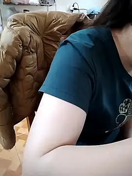 Snapshot of LiilyZi chatting on 03/20/26, 12:37 LiilyZi online show from 03/20/26, 12:37