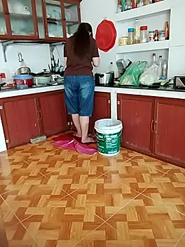 Snapshot of LiilyZi chatting on 04/13/26, 03:56 LiilyZi online show from 04/13/26, 03:56