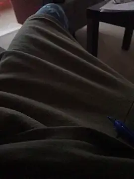 Snapshot of Tommyzzzzzz chatting on 12/19/24, 03:08 Tommyzzzzzz online show from 12/19/24, 03:08