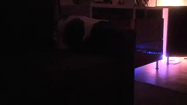 Snapshot of Tommyzzzzzz chatting on 12/30/24, 09:40 Tommyzzzzzz online show from 12/30/24, 09:40