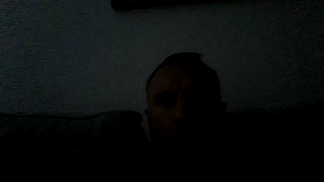 Snapshot of Tommyzzzzzz chatting on 06/14/26, 01:58 Tommyzzzzzz online show from 06/14/26, 01:58