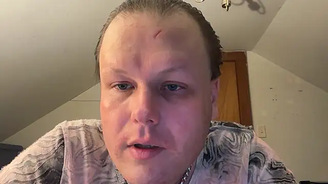 Snapshot of RaeganV chatting on 02/21/26, 10:27 RaeganV online show from 02/21/26, 10:27