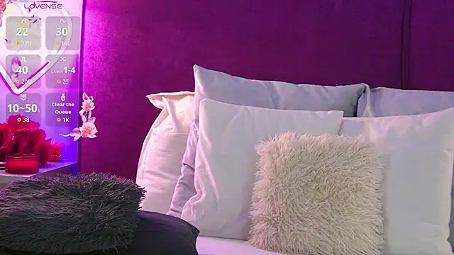 Snapshot of CellineHudson chatting on 03/11/26, 09:21 CellineHudson online show from 03/11/26, 09:21