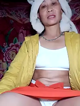 witch-xx online show from 02/25/26, 06:06