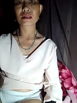 witch-xx online show from 04/13/26, 06:13