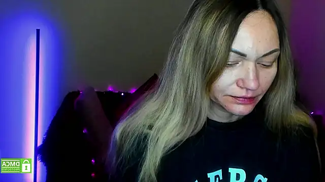 Snapshot of BlondMikey22 chatting on 02/12/26, 06:30 BlondMikey22 online show from 02/12/26, 06:30