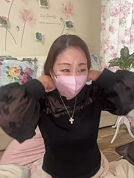 Snapshot of Nokaze-LOVE chatting on 02/20/26, 07:21 Nokaze-LOVE online show from 02/20/26, 07:21