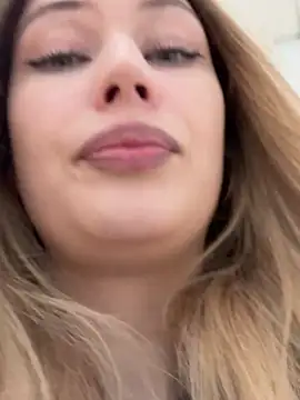 blonde exe online show from 02/17/26, 03:29