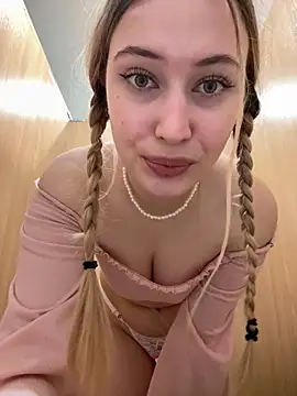 blonde exe online show from 03/31/26, 02:28