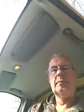 Snapshot of Thomas7070 chatting on 03/07/26, 12:35 Thomas7070 online show from 03/07/26, 12:35