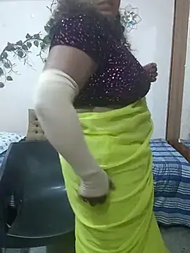 Snapshot of Archana_achu143 chatting on 03/13/26, 11:06 Archana achu143 online show from 03/13/26, 11:06