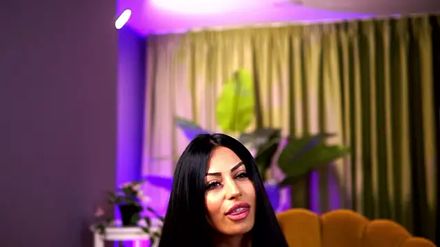 Snapshot of DelilahRayn chatting on 03/07/26, 07:55 DelilahRayn online show from 03/07/26, 07:55