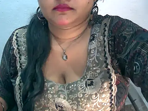 Snapshot of Saniya_K2 chatting on 07/22/26, 04:43 Saniya K2 online show from 07/22/26, 04:43