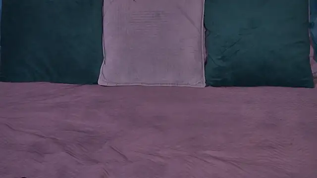 NayaBliss online show from 04/07/26, 02:50