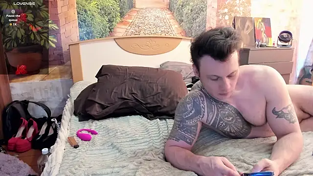  littleangie  online show from 03/06/26, 02:19