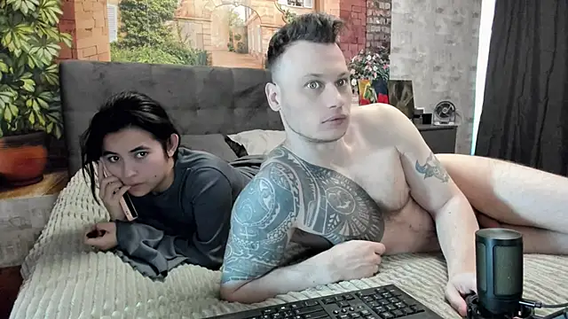  littleangie  online show from 04/30/26, 02:07
