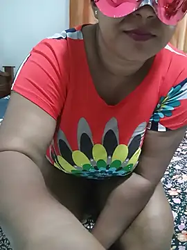 Snapshot of Dini_40 chatting on 06/01/26, 01:51 Dini 40 online show from 06/01/26, 01:51