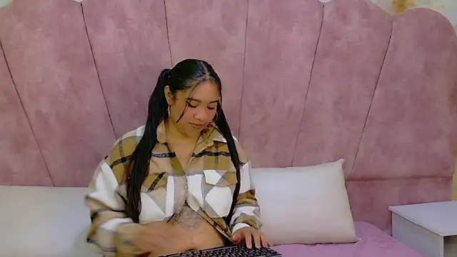 SasshaSpicy online show from 02/06/26, 11:57