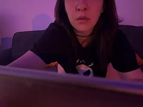 Snapshot of Yuliastar chatting on 05/03/26, 09:21 Yuliastar online show from 05/03/26, 09:21