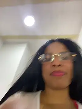 Snapshot of brytaniweed chatting on 02/14/26, 04:31 brytaniweed online show from 02/14/26, 04:31