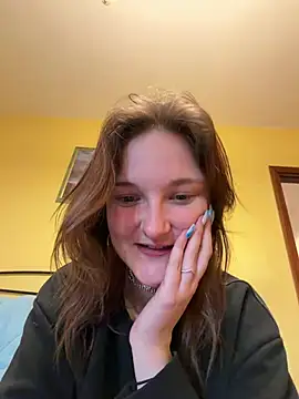 Snapshot of ViviLuu chatting on 04/08/26, 05:24 ViviLuu online show from 04/08/26, 05:24