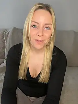 emily-becker22 online show from 02/24/26, 10:35