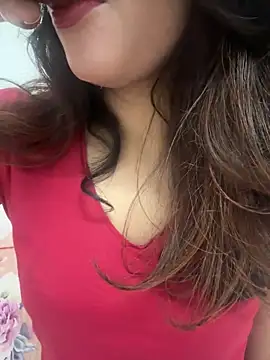 Snapshot of riya_sharma11 chatting on 03/03/26, 03:40 riya sharma11 online show from 03/03/26, 03:40