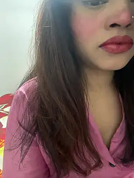 Snapshot of riya_sharma11 chatting on 03/14/26, 04:45 riya sharma11 online show from 03/14/26, 04:45