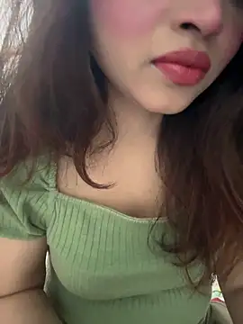 Snapshot of riya_sharma11 chatting on 03/17/26, 04:54 riya sharma11 online show from 03/17/26, 04:54