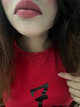 Snapshot of riya_sharma11 chatting on 03/25/26, 07:53 riya sharma11 online show from 03/25/26, 07:53