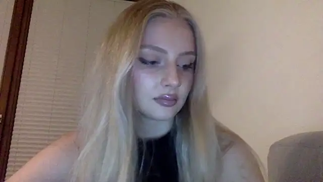 MayaWetDream online show from 03/12/26, 08:48