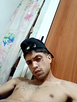 Snapshot of CubanoxxxSex chatting on 02/07/26, 09:35 CubanoxxxSex online show from 02/07/26, 09:35