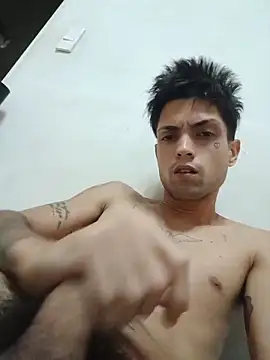 Snapshot of CubanoxxxSex chatting on 02/14/26, 11:56 CubanoxxxSex online show from 02/14/26, 11:56