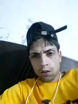 Snapshot of CubanoxxxSex chatting on 02/22/26, 07:56 CubanoxxxSex online show from 02/22/26, 07:56