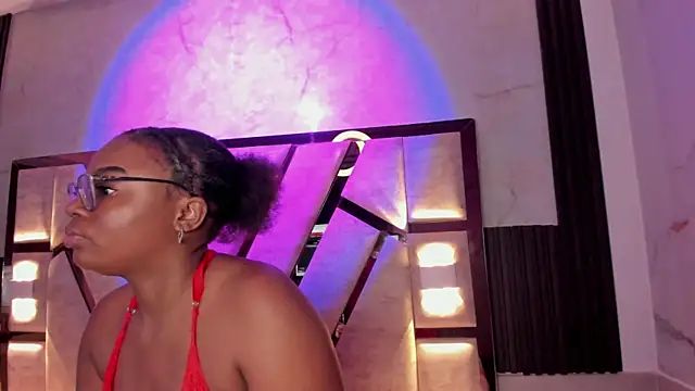salem rosee online show from 04/30/26, 01:45