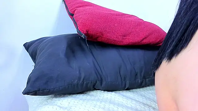 Julieta-Horny- online show from 02/25/26, 12:59